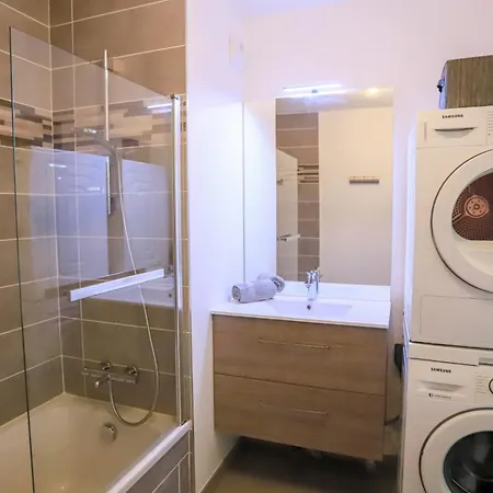 Le Bleu Du 3 Etoiles - Secteur Recherche, Calme & Familiale, A 300m Du & De La Vieille Ville, Garage Prive Apartamento