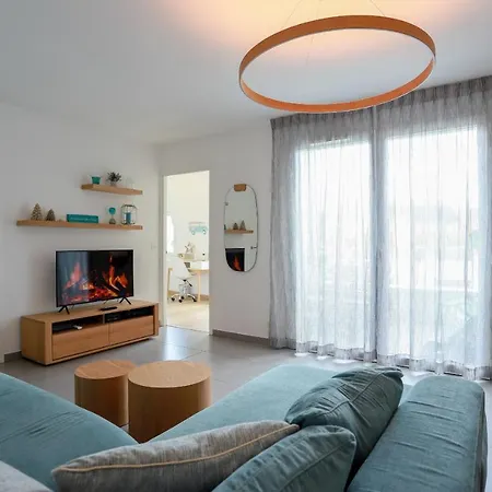 Le Bleu Du 3 Etoiles - Secteur Recherche, Calme & Familiale, A 300m Du & De La Vieille Ville, Garage Prive Lejlighed