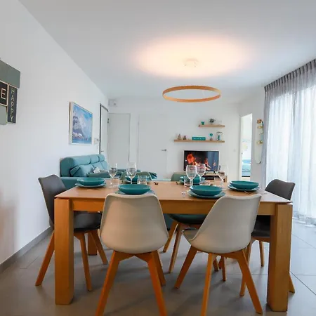 Le Bleu Du 3 Etoiles - Secteur Recherche, Calme & Familiale, A 300m Du & De La Vieille Ville, Garage Prive Lejlighed